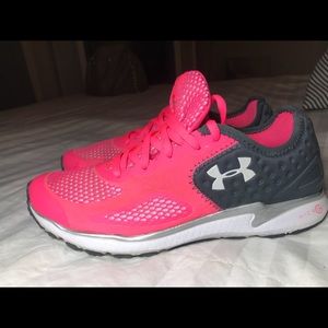 Pink Under Armour Shoes size 8.5